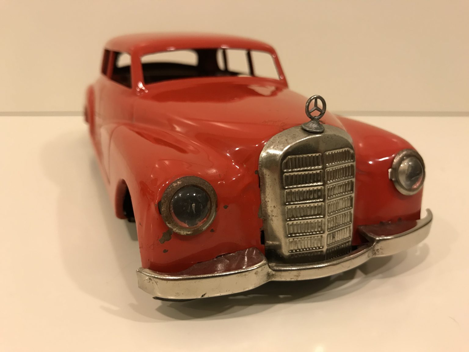 JNF Clockwork Mercedes 220 – Emerald City Toys